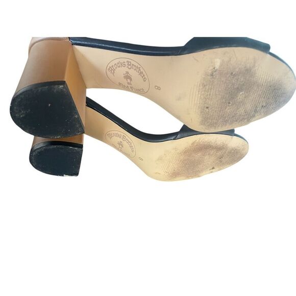 Brooks Brothers Color Block Stacked Heel Sandals Navy Blue Tan Size 8 - Picture 3 of 10